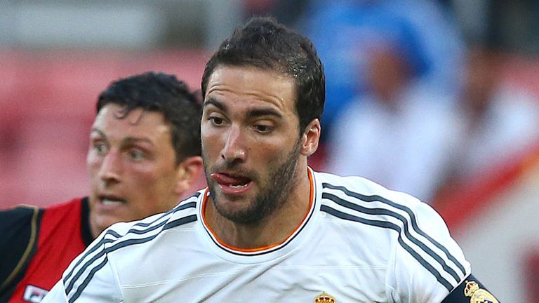 Gonzalo Higuain: On brink of move to Napoli