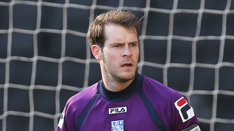 Owain Fon Williams: Snubbed Championship suitors
