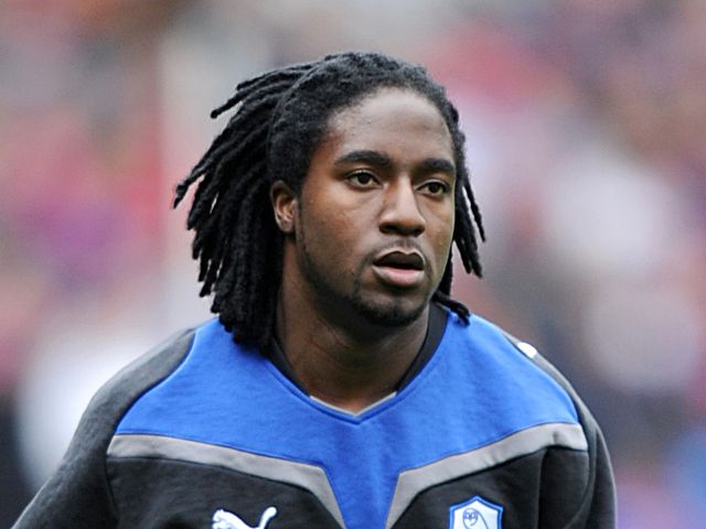 Etienne Esajas: Opened his account
