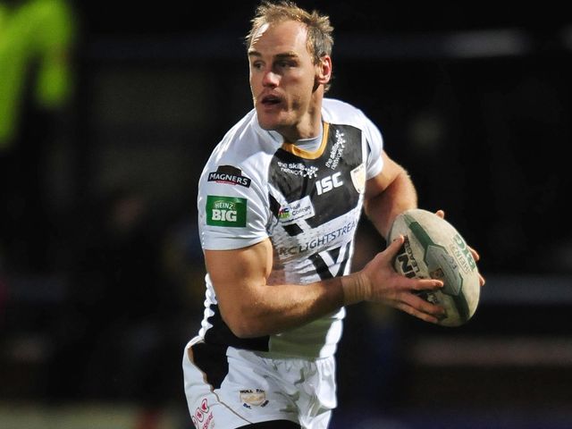 Gareth Ellis: Makes his return from injury for Hull