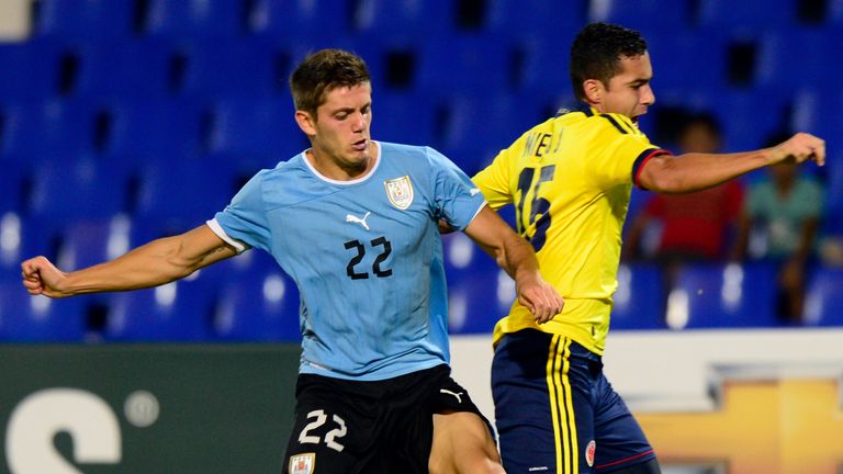Maximiliano Amondarain: Uruguay defender has joined Cardiff