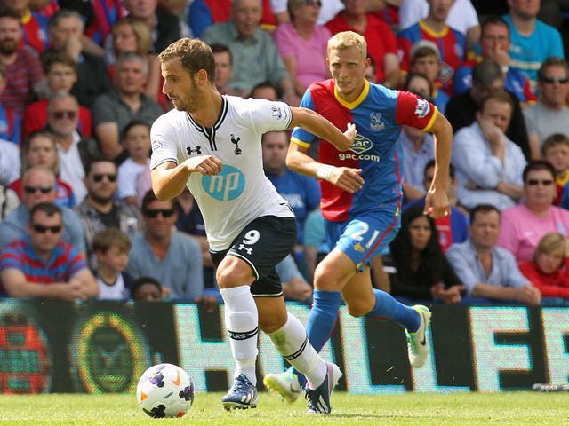 Tottenham's Roberto Soldado gets away from Dean Moxey
