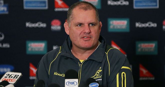 Ewen McKenzie: Australia coach is defended by New Zealander Graham Henry