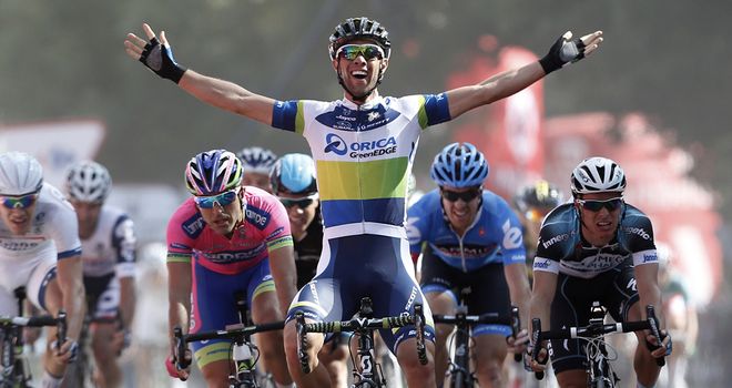 Michael Matthews sprinted to victory at Lago de Sanabria