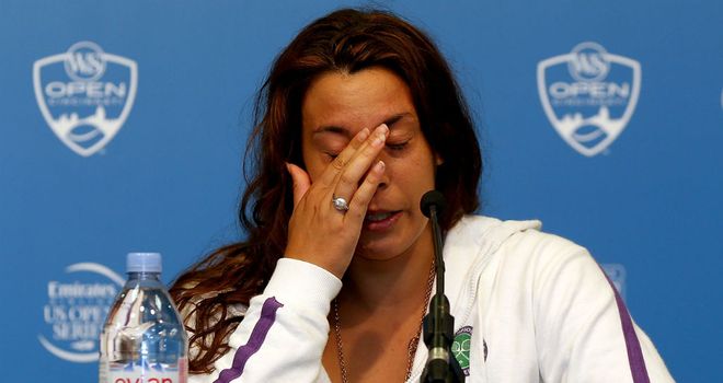 Marion Bartoli announces her retirement