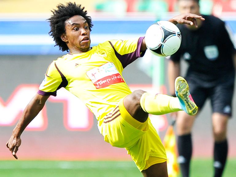 Willian: Chelsea and Anzhi agree fee