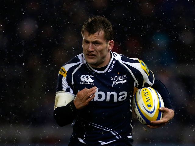Mark Cueto: Moves to centre