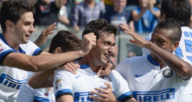 Diego Milito and Inter celebrate their fifth goal