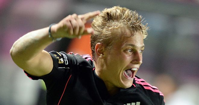 Jules Plisson: Stade Francais fly-half included in France's 30-man squad