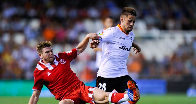 Alberto Moreno and Fede Cartabia battled for the ball
