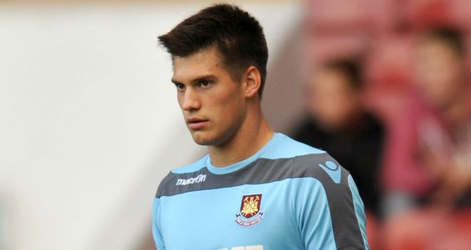 Raphael Spiegel: Off to Broadfield Stadium
