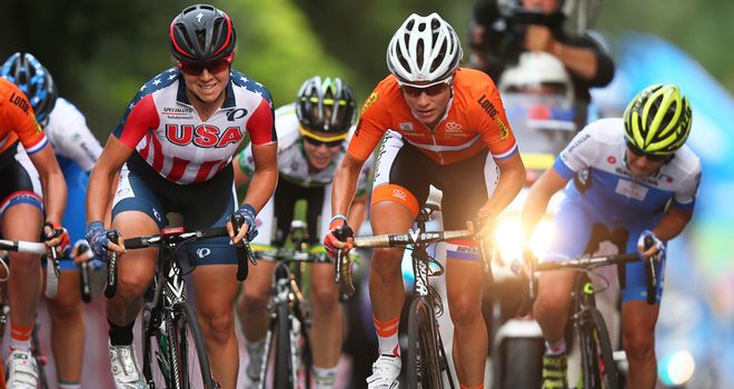 Marianne Vos and Evelyn Stevens in action at the world championships