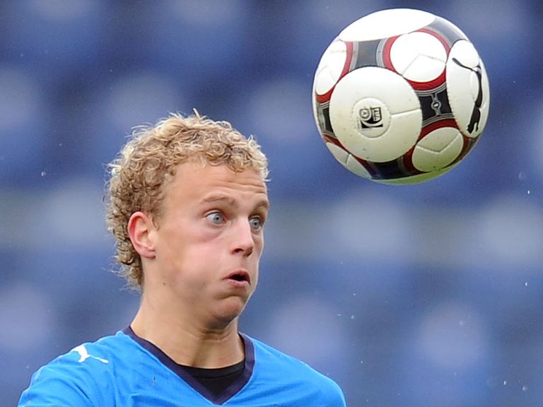 Christoph Hemlein: Hat-trick for NEC