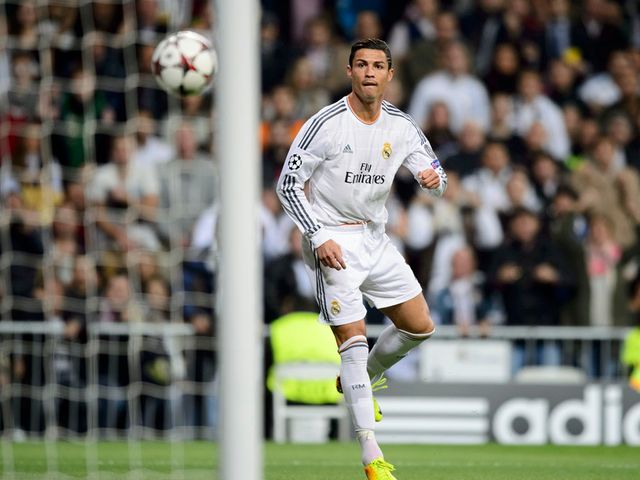 Cristiano Ronaldo scores for Real Madrid