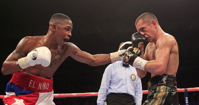 Quigg (right): Draw with Salinas not ideal, but will improve Scott, says Johnny Nelson
