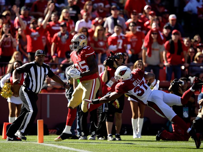 Vernon Davis scores for the 49ers