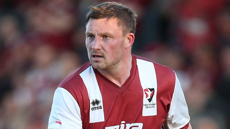 Steve Elliott: Penned a one-year extension