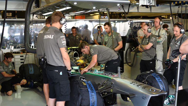 Mercedes: Just three weeks away from revealing the W05