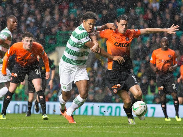 Van Dijk tangles with Graham