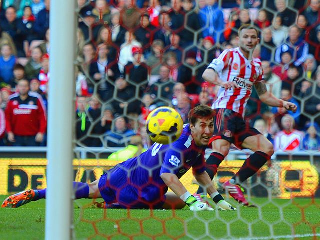 Sunderland-v-Man-City-Phil-Bardsley-of-Sunder_3033729.jpg