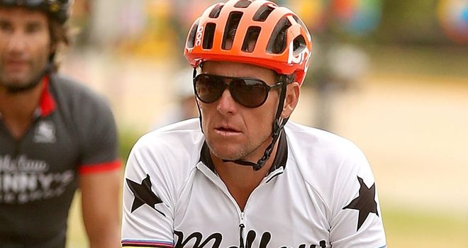 Lance Armstrong says he now only rides with friends