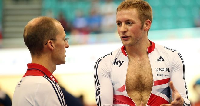 Jason Kenny failed to get through the individual sprint qualifying round in Manchester