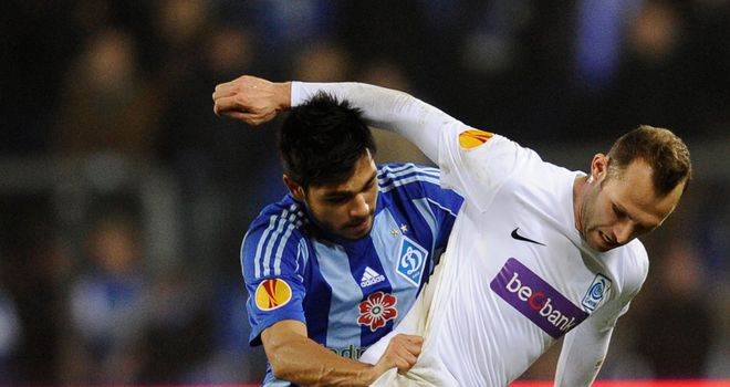 Benoit Tremoulinas (left): Ves with Genk's Thomas Buffel