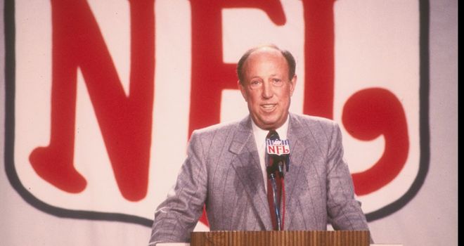Former NFL commissioner Pete Rozelle: Regretted his decision to keep the NFL playing after JFK was assassinated
