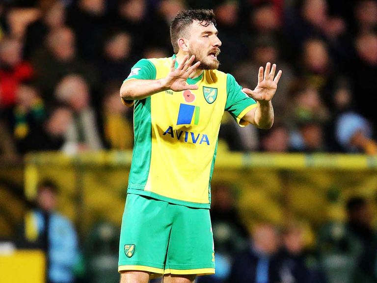 Robert Snodgrass: Norwich winger flattered by Celtic link