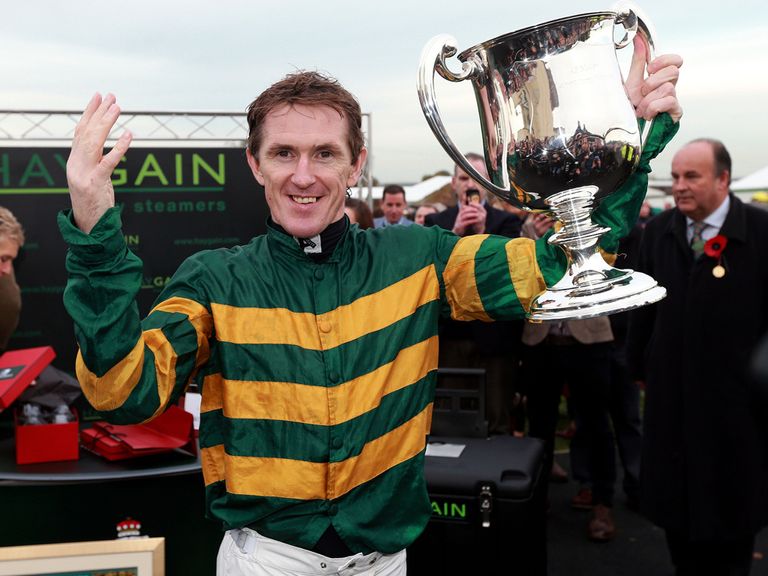 http://e0.365dm.com/13/11/768x576/TonyMcCoy_3032325.jpg?20131108082615