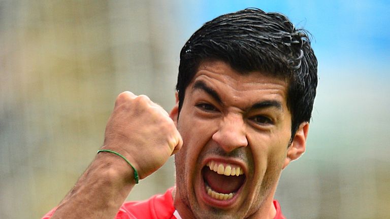 Luis Suarez wants to play every game, says Colin Pascoe