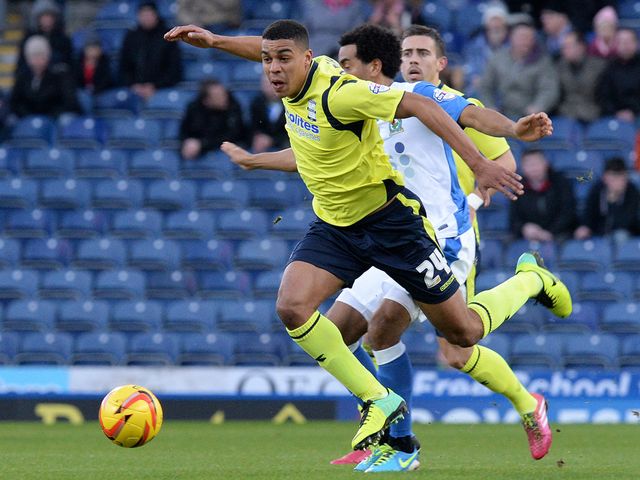 Tom Adeyemi escapes from Lee Williamson