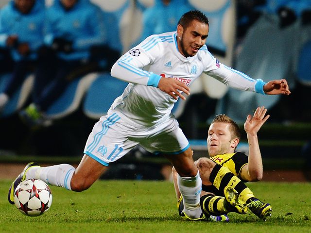 Jakub Blaszczykowski trips Dimitri Payet