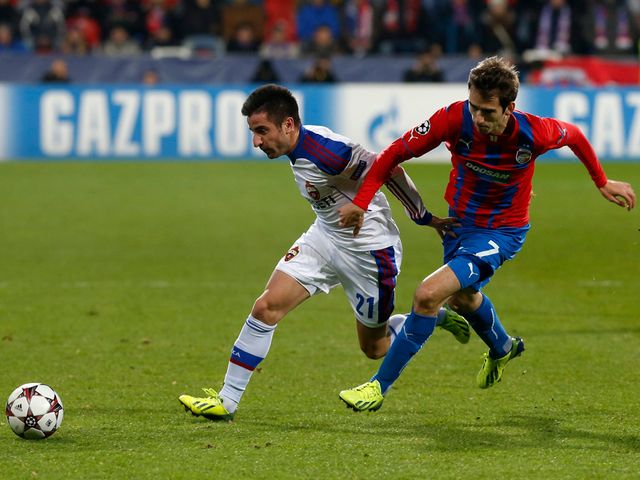 Tomas Horava and Zoran Tosic tangle