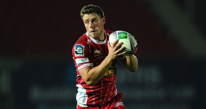 Rhys Priestland: Staying with the Scarlets