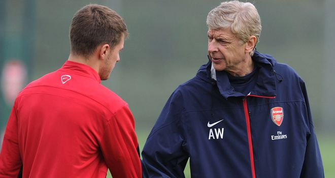 Aaron Ramsey: Hoping Arsene Wenger will sign new deal soon
