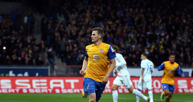 Torsten Oehrl: On target with his penalty