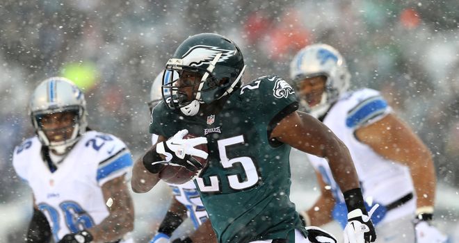 LeSean McCoy: Rushed for an Eagles franchise record of 217 yards