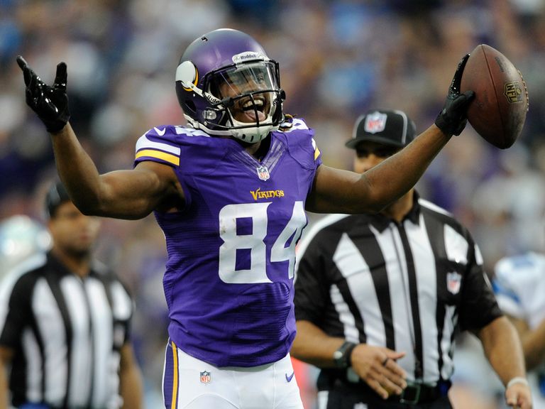 Cordarrelle Patterson celebrates one of his two touchdowns