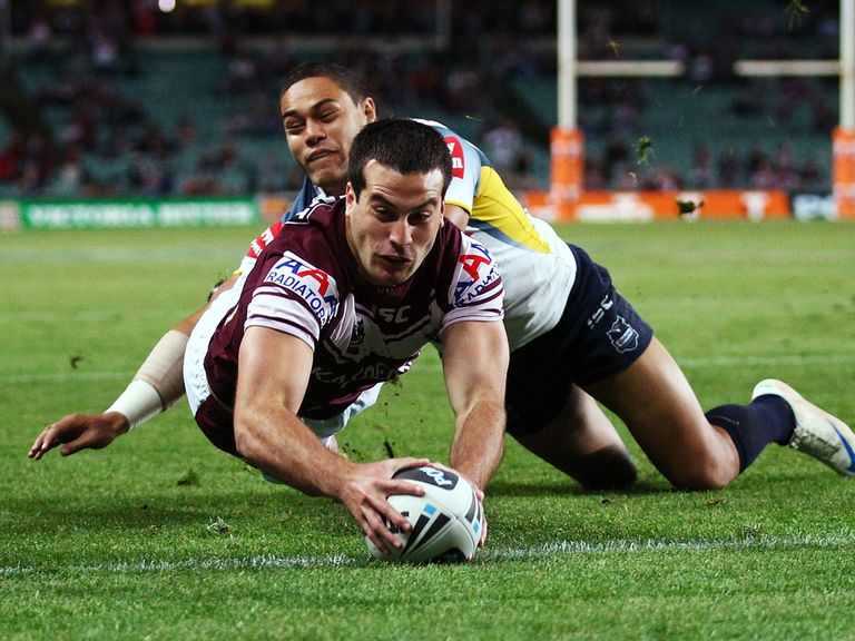 Michael Oldfield: Signed for Catalan