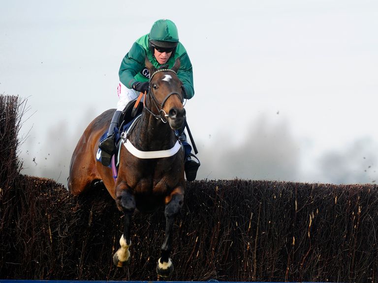 Une Artiste: Taken to win at Kempton Park
