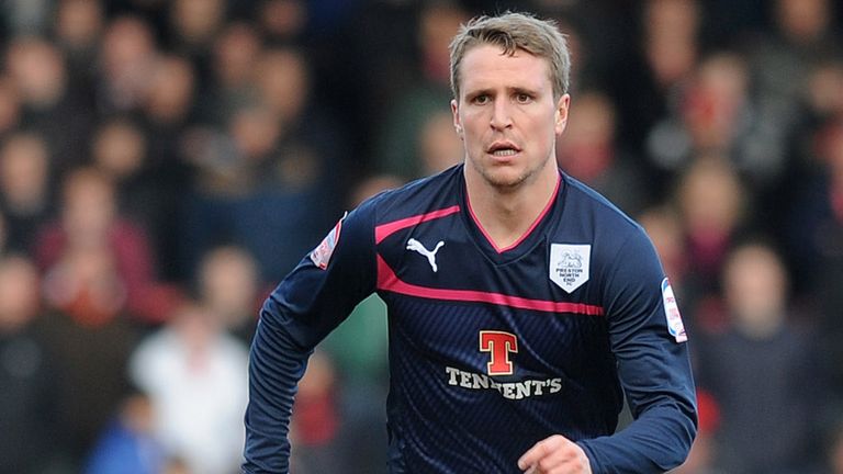 Nicky Wroe: Heads to the Kassam Stadium