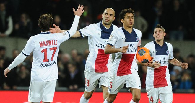 Alex: Looking to stay in Paris