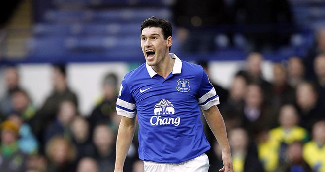 Gareth Barry: Midfielder welcome to stay at Everton