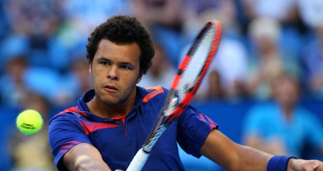 Jo-Wilfried Tsonga: The defending champion reaches quarter-finals