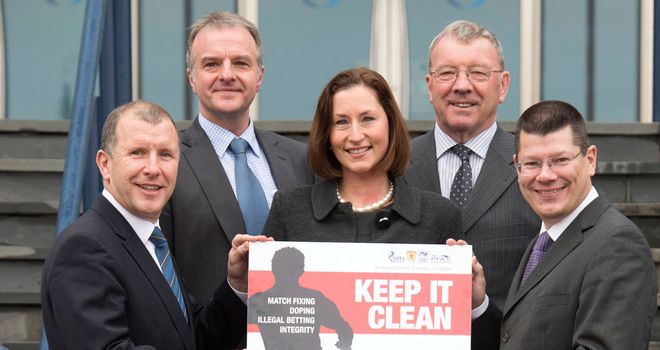 Stewart Regan (left) and Fraser Wishart (second left): Help launch 'Keep It Clean' initiative