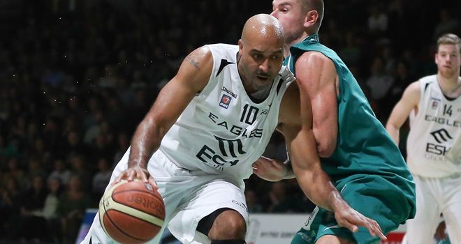 Charles Smith: Amazing individual display of 37 points, 10 rebounds and six assists