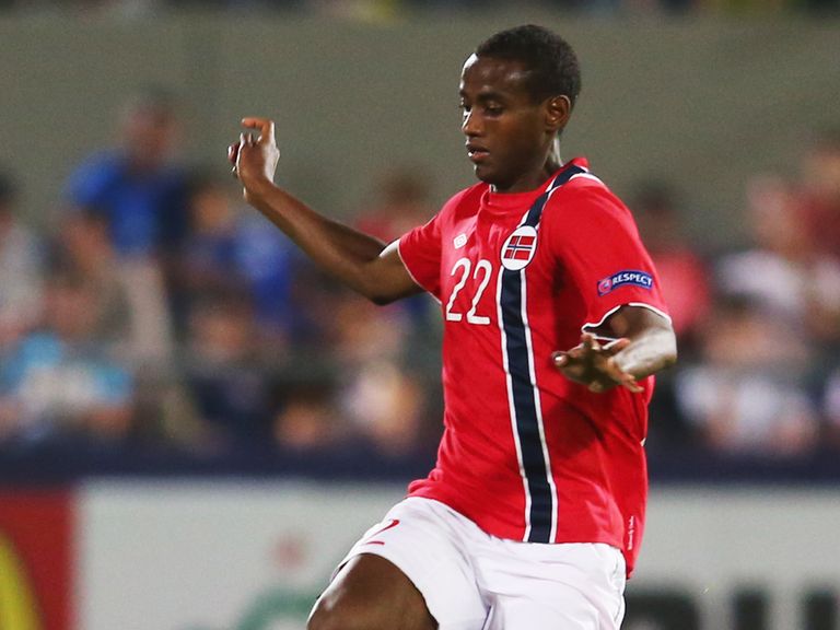 Abdisalam Ibrahim: Signs for Olympiakos