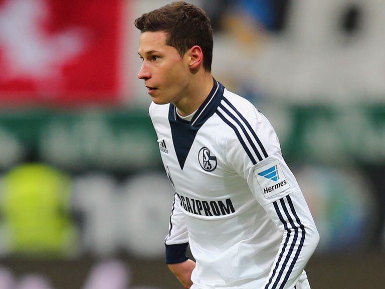Julian Draxler: Schalke midfielder the subject of a late transfer bid