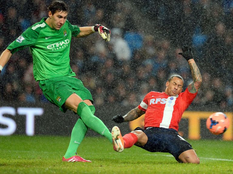 Costel Pantilimon: Snapped by Sunderland